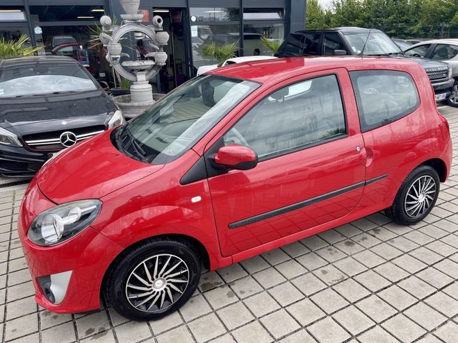 Renault Twingo 1.2 LEV 16v 75ch Expression ECO2 EURO 5 Rouge Mtallis de 2011