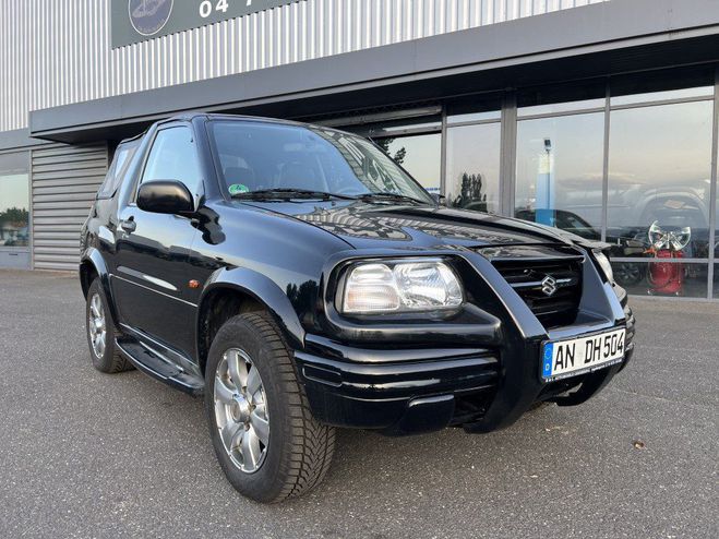 Suzuki Grand Vitara 2.0 L Essence 128 CV Philippe Cousteau Noir de 2000