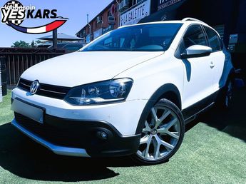  Voir détails -Volkswagen Polo Cross 1.2 TSI 90ch BlueMotion Technology à Saint-Maximin-la-Sainte-Baume (83)