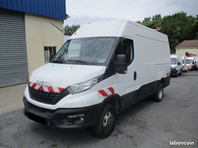 Iveco Daily 18990 ht l2h2 35c14 fourgon atelier  de 2019