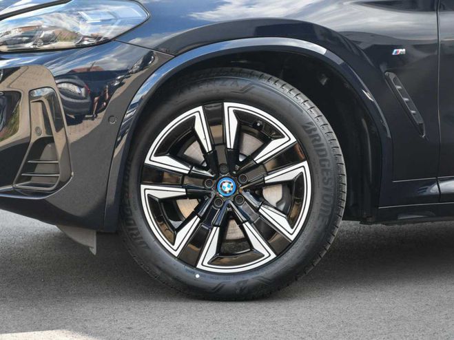 BMW iX3 - M-PACK - PANO - CAMERA - ACC - LEDER - Noir Cabron Black Metallic de 