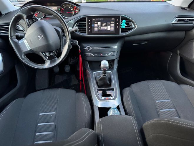 Peugeot 308 1,6 THP Marron de 2014