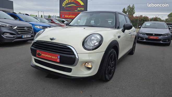 Mini Mini 5 portes HATCH One D 95 ch Finition Salt Blanc de 2016