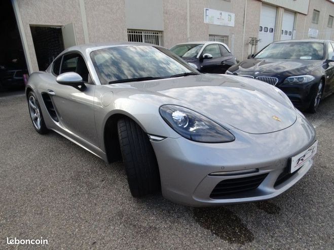 Porsche 718 CAYMAN (982) 2.0 300CH T PDK 1 re Main  Gris de 2019