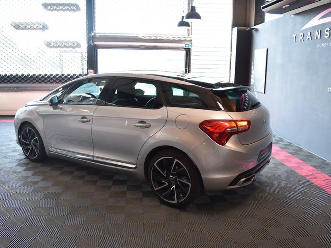 Citroen DS5 2.0 HDI 163 SPORT CHIC Gris de 2011