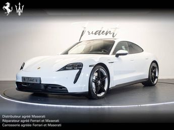  Voir détails -Porsche Taycan 4S 571 ch avec batterie performance plus à  La Roche-sur-Yon (85)