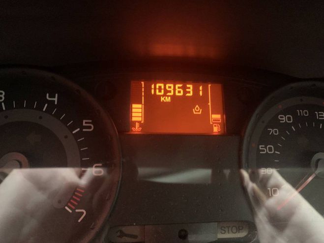 Renault Clio III 1.2 16v 75ch Authentique 5p GRISE de 2008