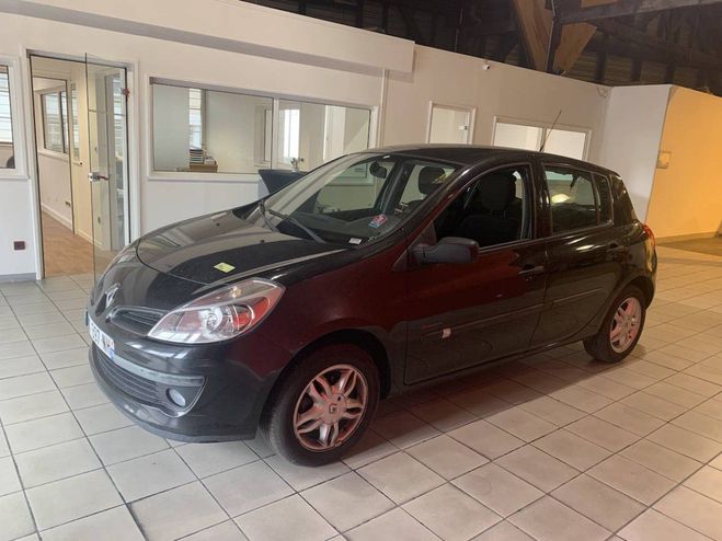 Renault Clio III 1.2 16v 75ch Expression 5p NOIR de 2008