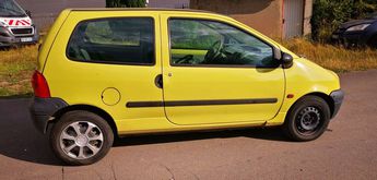  Voir détails -Renault Twingo 1.2i Benetton à Lexy (54)
