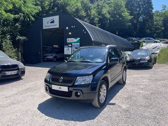  Voir détails -Suzuki Grand Vitara 1.6 VVT 106cv 4X4 2me main à Sathonay-Camp (69)