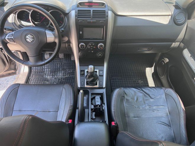 Suzuki Grand Vitara 1.6 VVT 106cv 4X4 2me main Noir de 2007