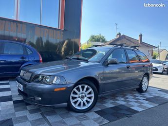  Voir détails -Volvo V40 1.9 D 115CH à Morsang-sur-Orge (91)