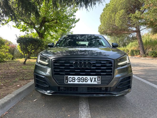 Audi Q2 S-TRONIC S-LINE Gris fonc de 2017