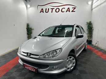  Voir détails -Peugeot 206 1.4e 75ch Trendy 5PORTES à Thiers (63)