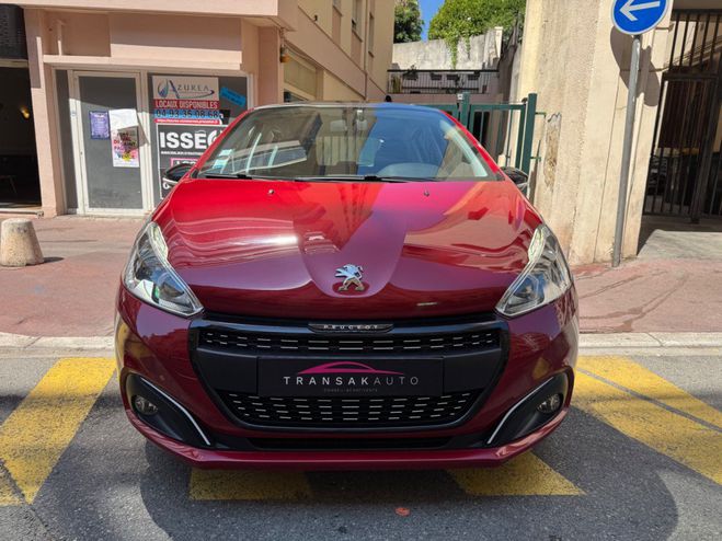 Peugeot 208 1.2l PureTech 82 BVM5 Active Toit Panora Rouge de 2017