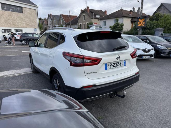 Nissan Qashqai 1.6 dCi - 130 Bva N-Connecta gps   toit  INCONNU de 2018