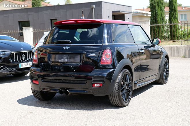 Mini Cooper (2) coupe 1.6 211 ch jcw Noir de 2012