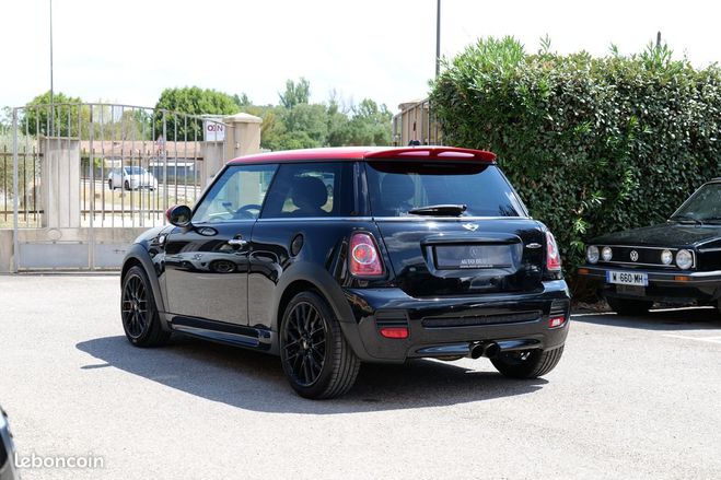 Mini Cooper (2) coupe 1.6 211 ch jcw Noir de 2012