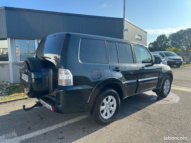 Mitsubishi Pajero 4x4 long 3.2 DI-D 200cv Autre de 2011