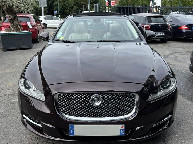Jaguar XJ 351 II LUXE 3.0 V6 275 Cv INTERIEUR CUIR Bordeaux de 2010