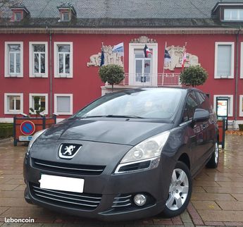  Voir détails -Peugeot 5008 1.6 hdi 7 places à Wittelsheim (68)