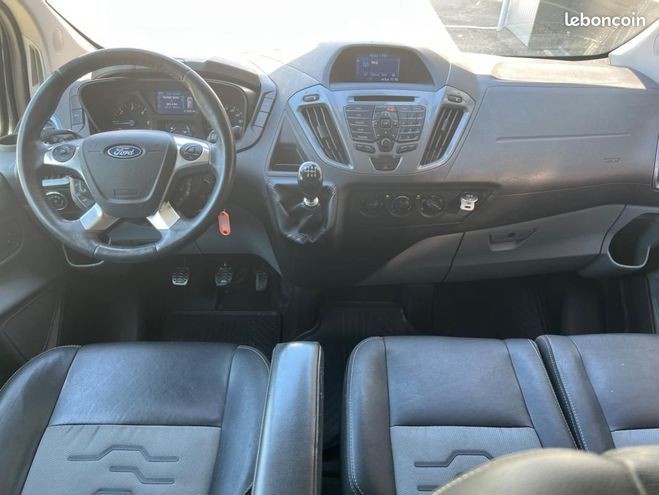 Ford Transit CUSTOM SPORT 2.2 TDCI 155 CH L1H1 MOTEUR Gris de 2015