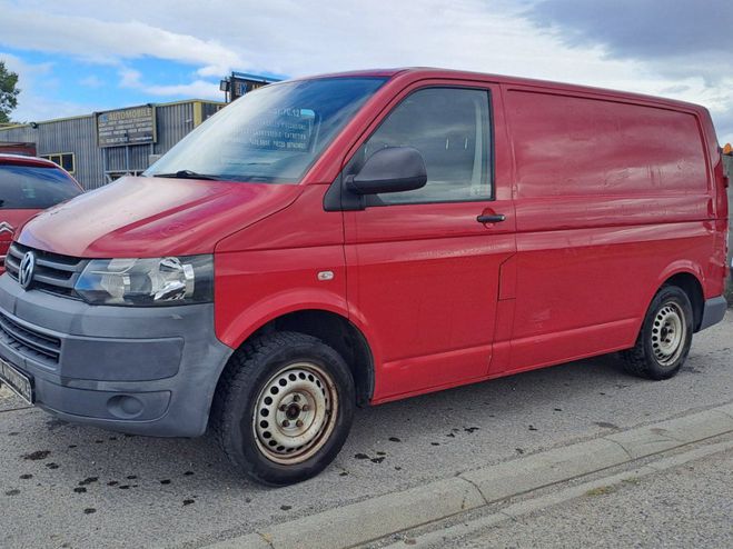 Volkswagen Transporter V 2.0 TDI 140 L1H1 2.8T ROUGE de 2012