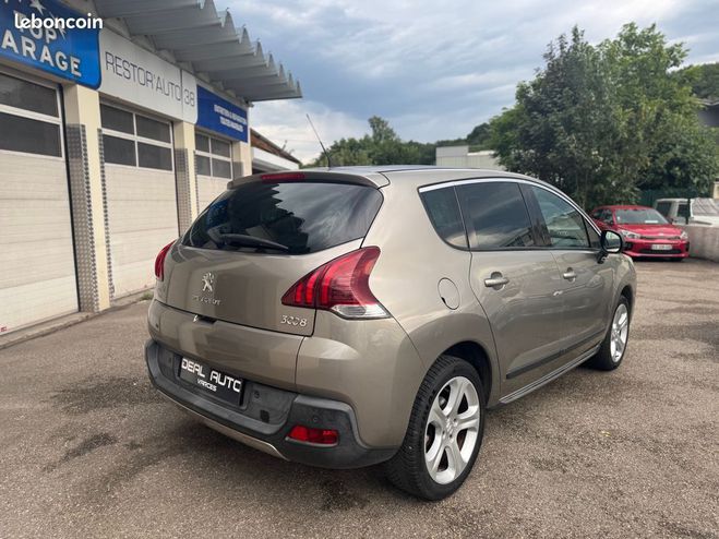 Peugeot 3008 1.6 BlueHDi 115ch Feline Beige de 2014