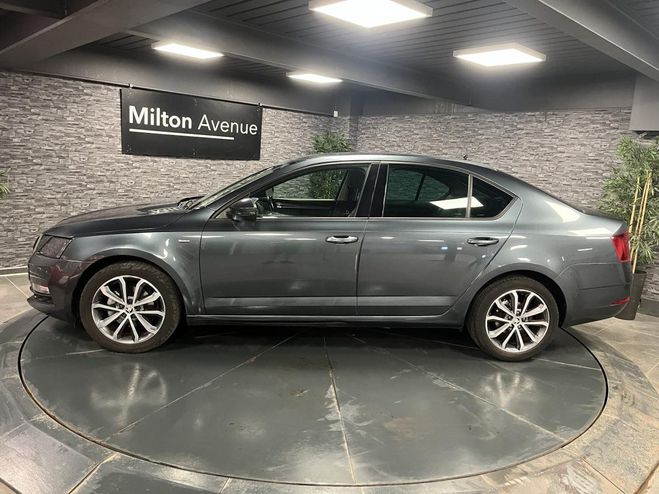 Skoda Octavia 2.0 TDI - 150 - BV DSG Edition GRIS de 2020
