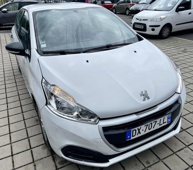 Peugeot 208 1.6 BlueHDi 75ch affaire BVM5 pack clim Blanc Mtallis de 2015