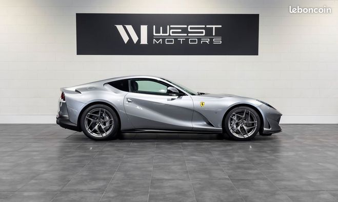Ferrari 812 Superfast V12 6.5 800 ? Immat France Carbone Mat V Gris de 2019