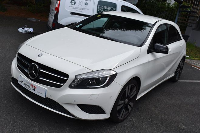 Mercedes Classe A SENSATION 220 CDi 2.1 7G-DCT BlueEFFICIE Gris de 2014