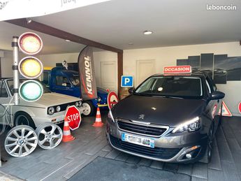  Voir détails -Peugeot 308 II 1.2 PURETECH 130 EAT8 Allure Buisness à Nanteuil-ls-Meaux (77)