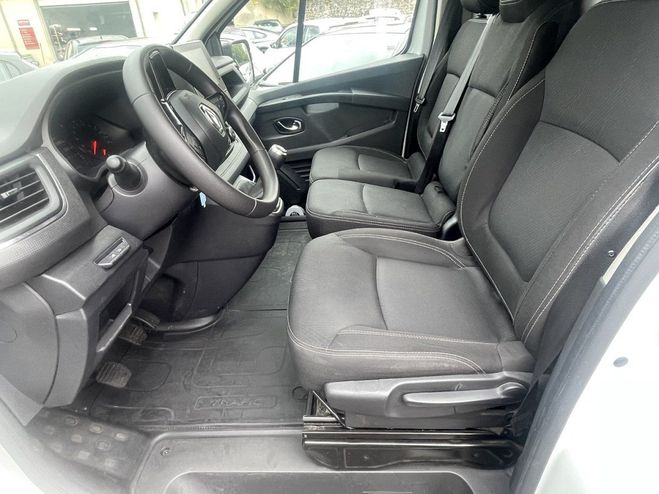 Renault Trafic III FG L2H1 3T 2.0 BLUE DCI 130CH GRAND  Blanc de 2023