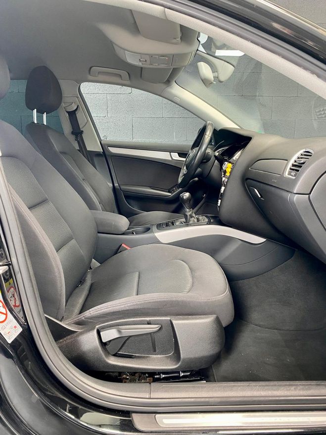 Audi A4 IV (2) 2.0 TDI 120 AMBIENTE Noir de 2013
