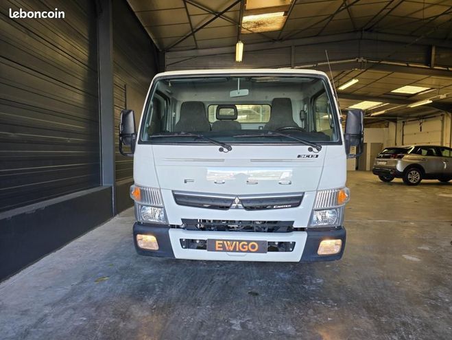 Mitsubishi Canter 3.0 130 3T5 25 3C13 ENT CLASSIC 28290 TT Blanc de 2021