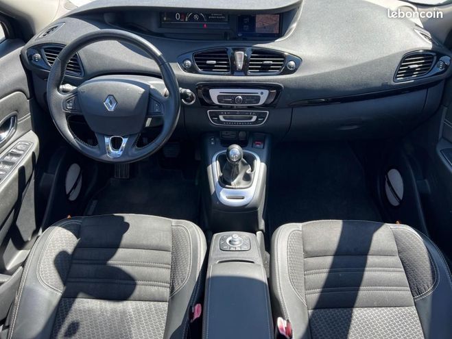 Renault Grand Scenic 1.2 TCE 130 ENERGY BOSE 7PL Toit Ouvrant Noir de 2016