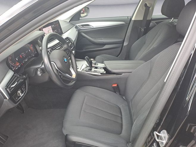 BMW Serie 5 530dA Touring Navi Rckfahrkamera LED Noir de 