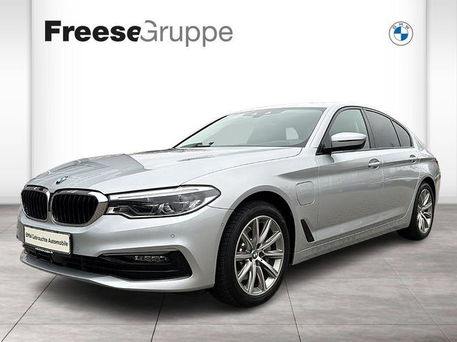 BMW Serie 5 530e Limousine Sport Line Head Up HiFi Noir Mtallise de 