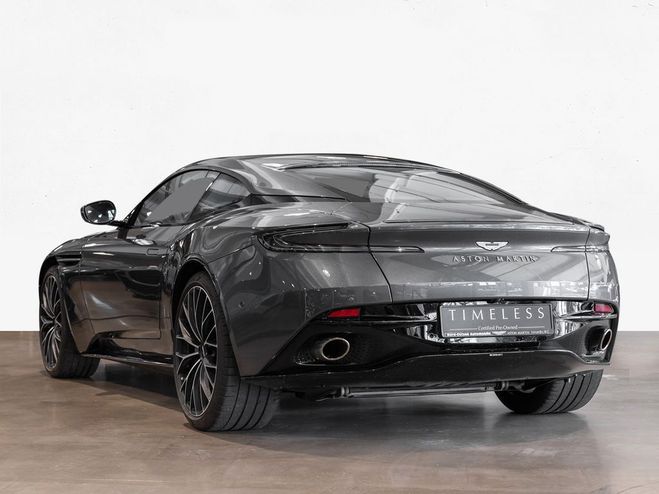 Aston martin DB11 V8 Coup Gris Mtallise de 