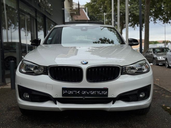 BMW Serie 3 Gran Turismo (F34) 325DA 218CH SPORT Blanc de 2014