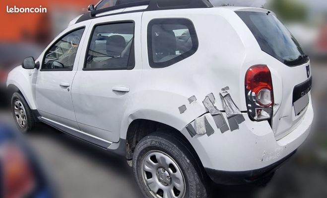 Dacia Duster 1.5 dCi Eco2 107ch Blanc de 2012