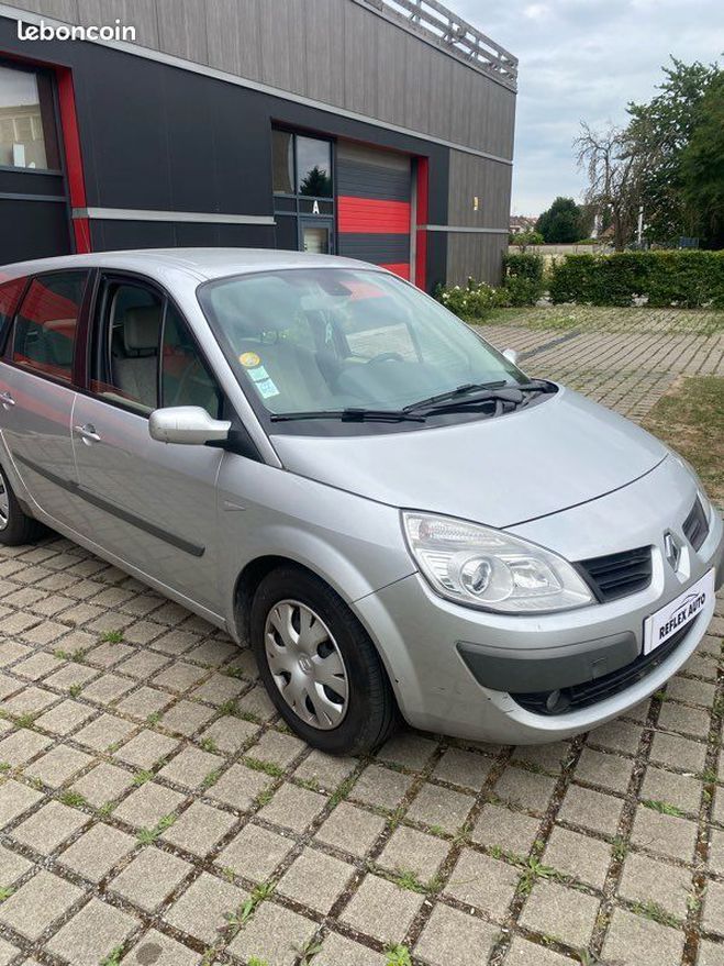 Renault Grand Scenic 2 1.9dci 130ch 74000kms 1ere main Gris de 2006
