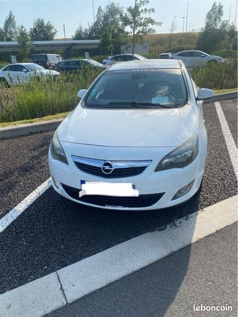  Voir détails -Opel Astra 2.0 cdti 160ch moteur hs à Tourcoing (59)