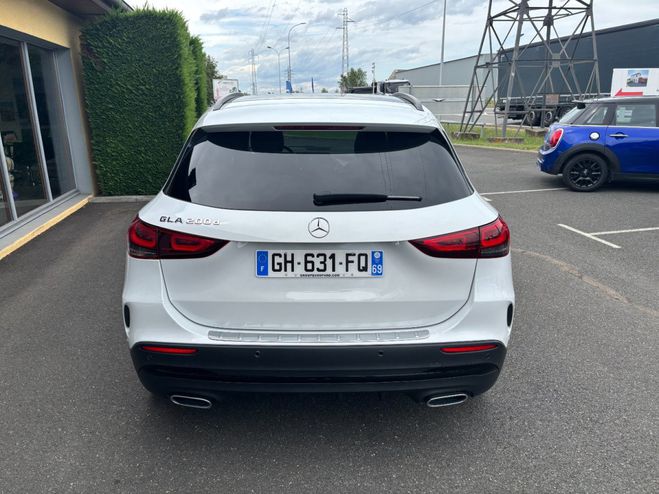 Mercedes Classe GLA classe 200 d 150ch Style Line 8G-DCT blanc de 2022