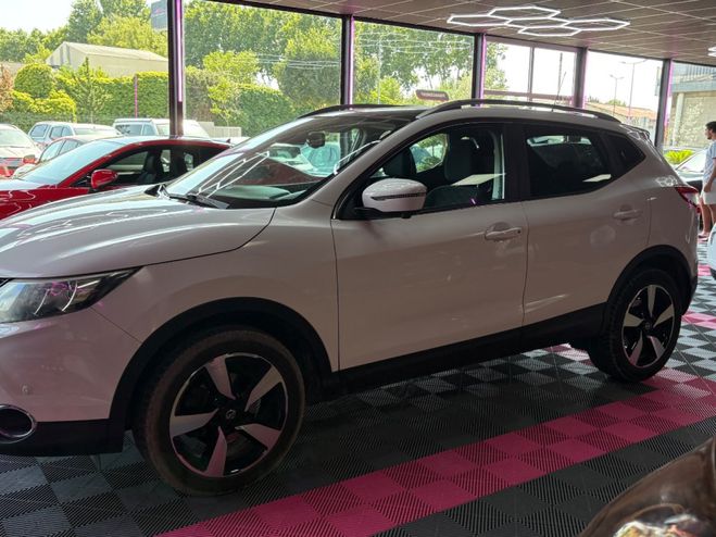 Nissan Qashqai Connect Edition 110 ch 1.5 dCi Toit pano Blanc de 2015
