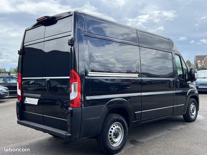Peugeot Boxer FG L2H2 3.5 180 CH BVA8 1ERE MAIN CAMERA Gris de 2024