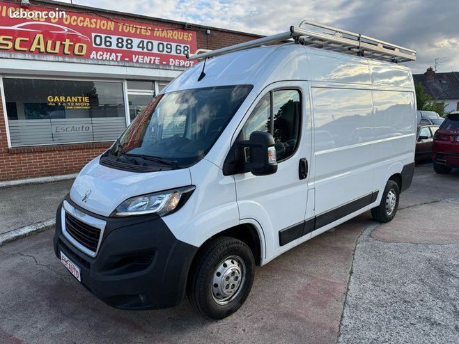 Peugeot Boxer 2,2 Blue HDi 140 CV GPS 14990 HORS TAXES Blanc de 2022