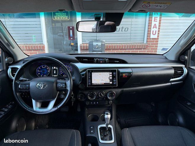 Toyota HI LUX double cabine 4x4 boite auto tva rcupr  de 2019