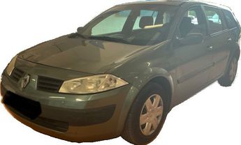  Voir détails -Renault Megane II ESTATE 1.6 16V 115CH CONFORT AUTHENTI à Cannes (06)